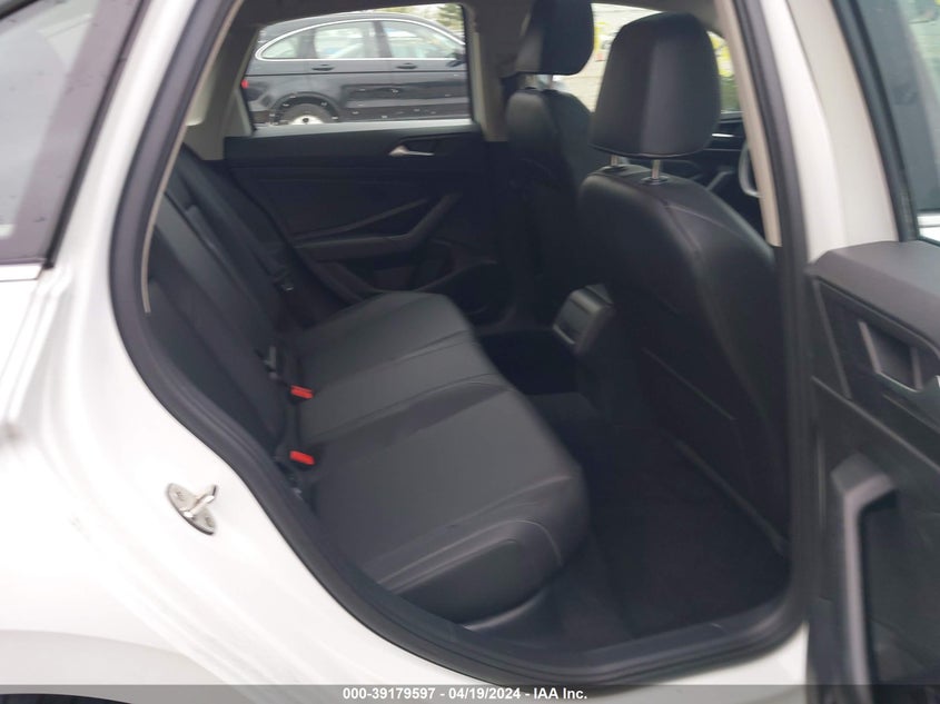 2019 Volkswagen Jetta 1.4T R-Line/1.4T S/1.4T Se VIN: 3VWC57BU1KM225953 Lot: 39179597