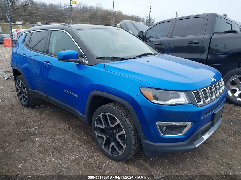 VIN 3C4NJDCB0JT101261 2018 JEEP COMPASS LIMITED