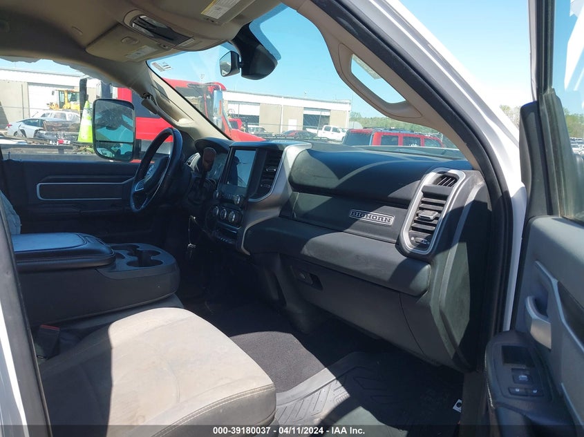 2019 RAM 2500 VIN: 3C6UR5DL7KG587151
