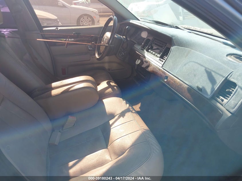 2008 Mercury Grand Marquis Ls VIN: 2MEHM75V08X600615 Lot: 39180243