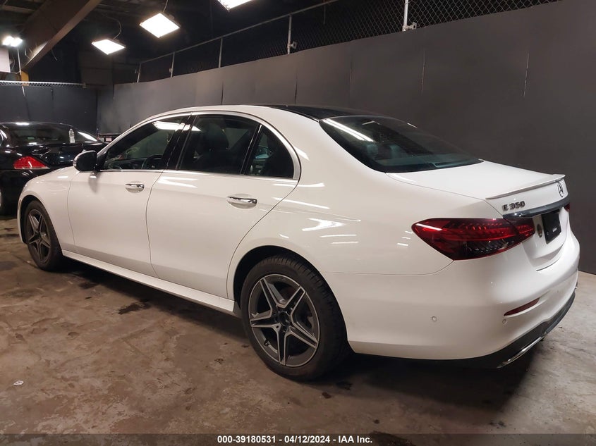 2022 MERCEDES-BENZ E-CLASS VIN: W1KZF8EB7NB016759