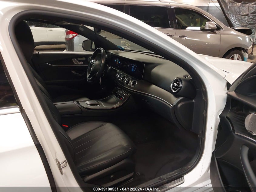 2022 MERCEDES-BENZ E-CLASS VIN: W1KZF8EB7NB016759