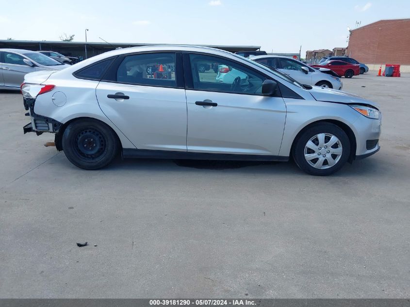 2017 Ford Focus S VIN: 1FADP3E24HL318812 Lot: 39181290