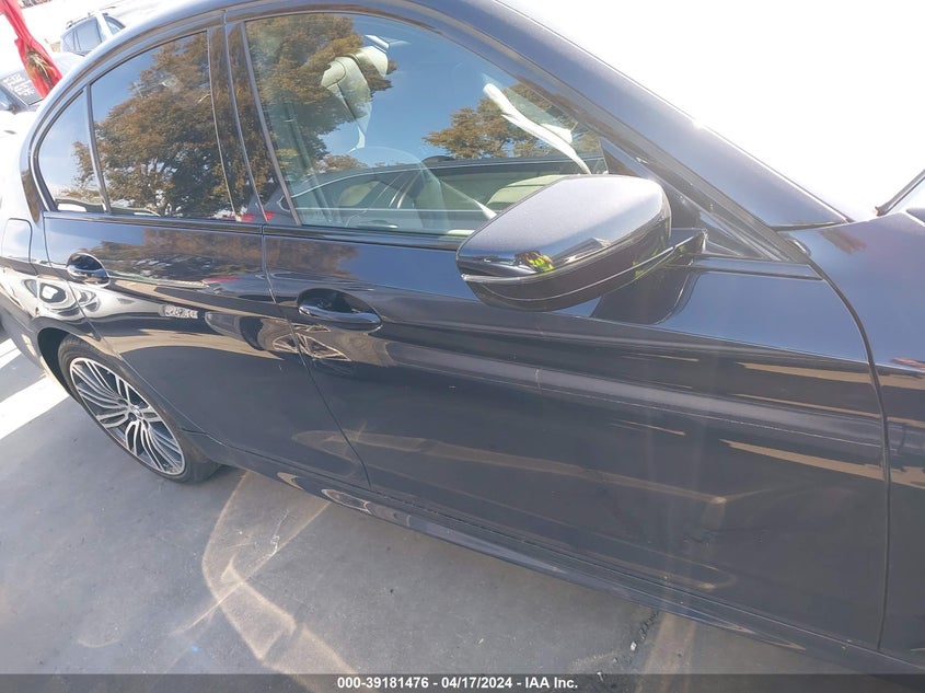 VIN WBAJA5C54KWW42434 2019 BMW 530I
