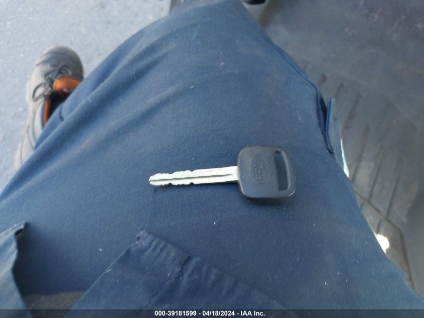 2001 Toyota Tacoma Base V6 VIN: 5TEWN72N61Z850956 Lot: 39181599