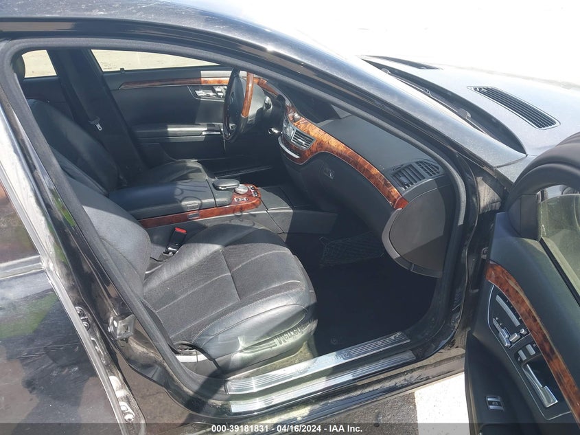 2007 Mercedes-Benz S 550 VIN: WDDNG71X77A056078 Lot: 39181831