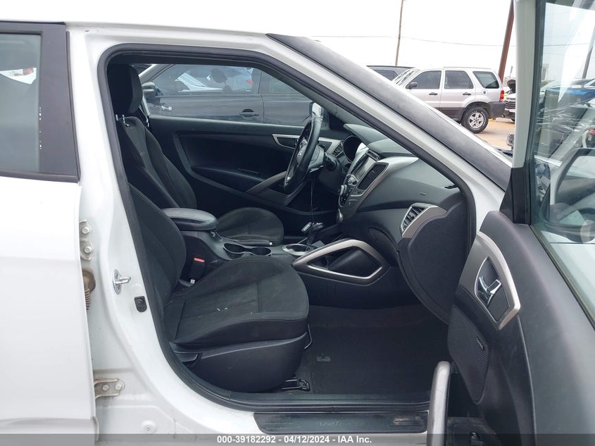 2013 HYUNDAI VELOSTER - KMHTC6ADXDU140995
