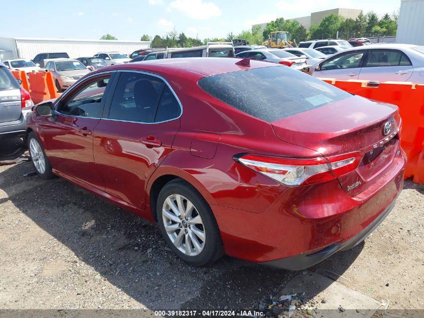 4T1B11HKXKU775186 2019 Toyota Camry Le