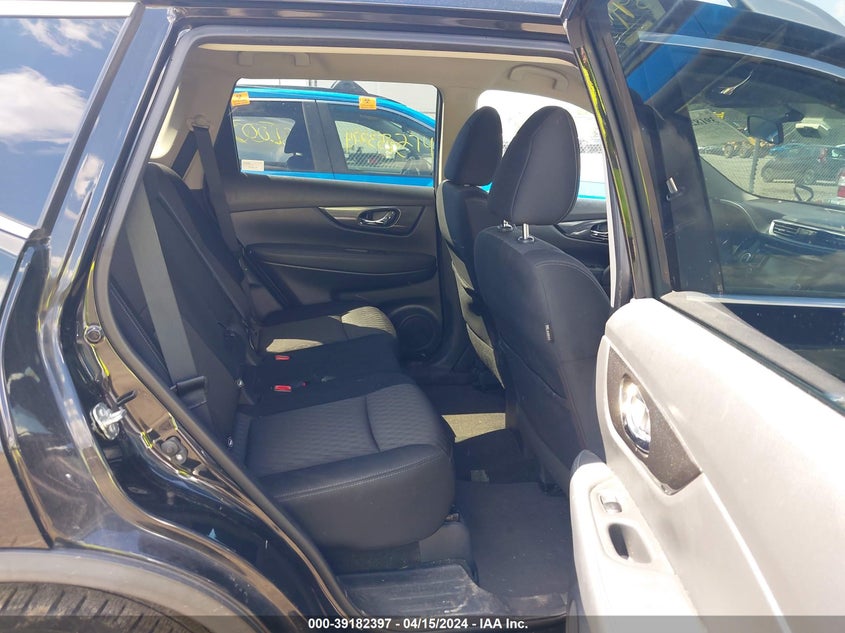 2018 NISSAN ROGUE SV - KNMAT2MV8JP560662