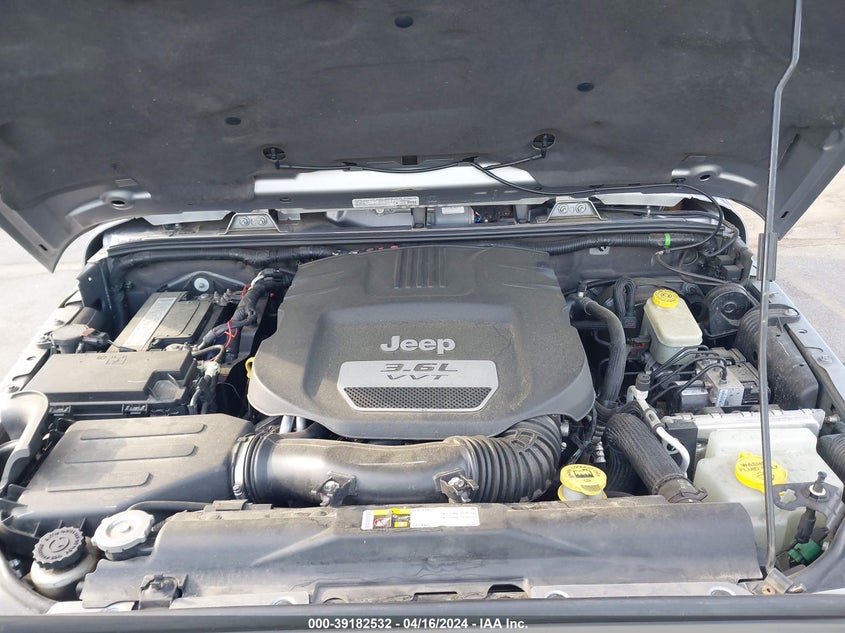 2013 JEEP WRANGLER UNLIMITED SAHARA - 1C4BJWEGXDL609664