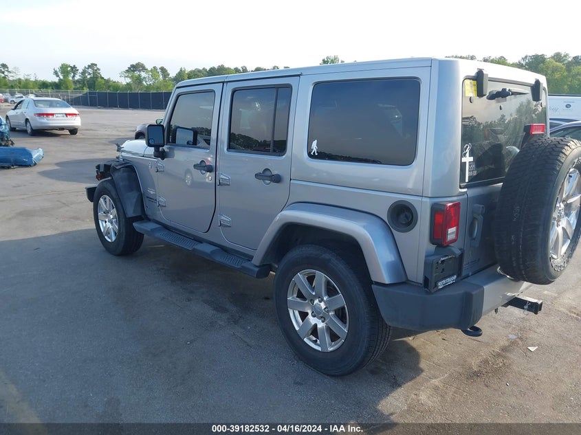 2013 JEEP WRANGLER UNLIMITED SAHARA - 1C4BJWEGXDL609664