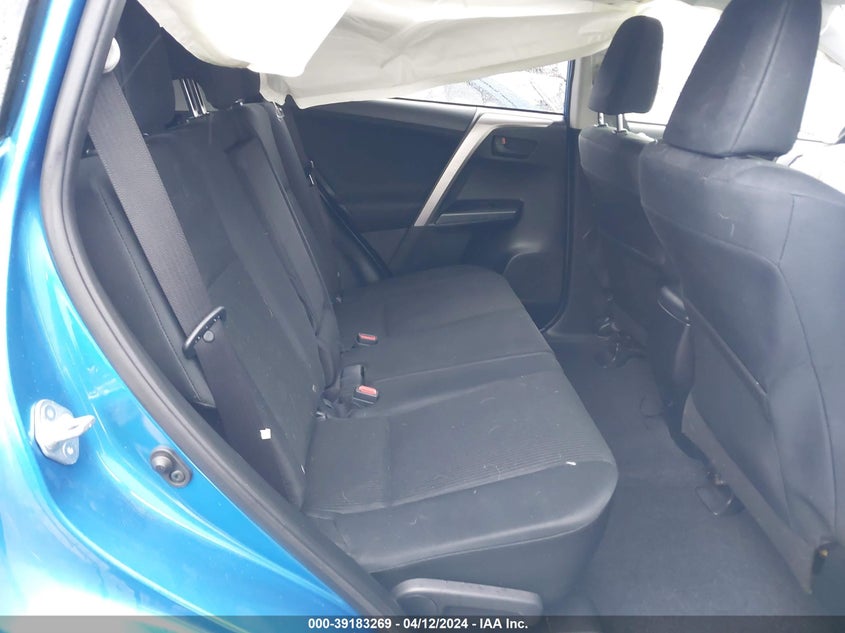 VIN JTMBFREV9HJ713663 2017 TOYOTA RAV4 LE
