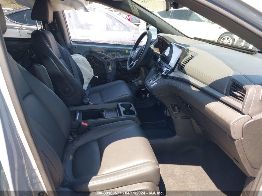 VIN 5FNRL6H77RB005021 2024 HONDA ODYSSEY SPORT