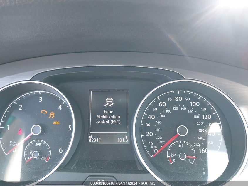 2015 VOLKSWAGEN GOLF SPORTWAGEN TDI S 4-DOOR - 3VWFA7AU8FM516384