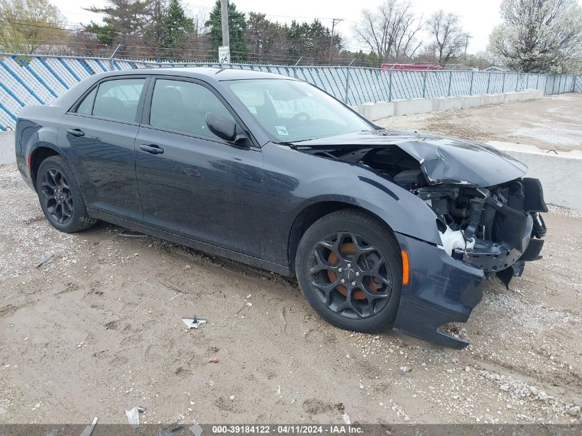 2C3CCARGXKH691017 2019 Chrysler 300 Touring Awd