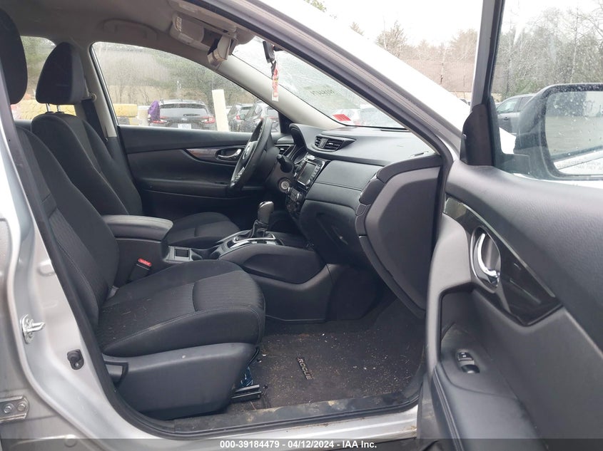 VIN KNMAT2MV1JP598203 2018 NISSAN ROGUE S