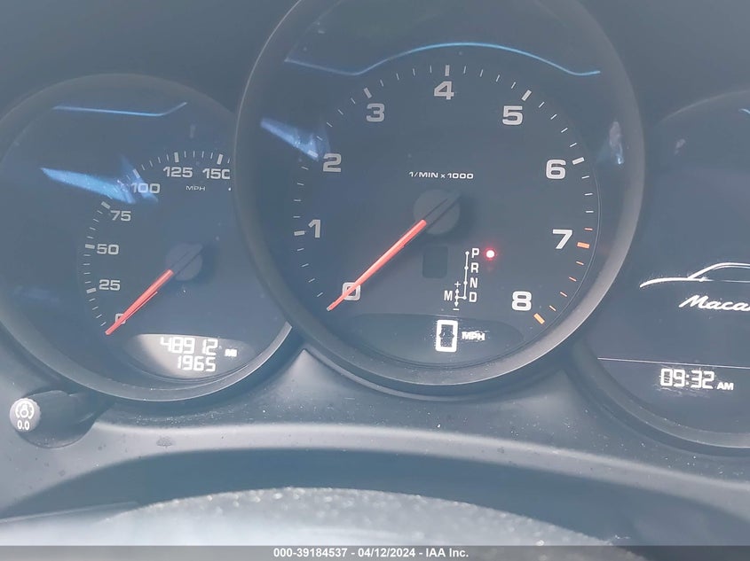 VIN WP1AA2A55JLB01931 2018 PORSCHE MACAN