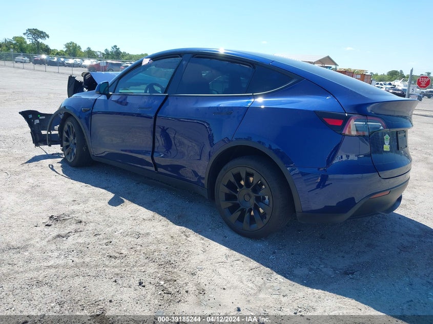 VIN 7SAYGAEE9PF769412 2023 TESLA MODEL Y