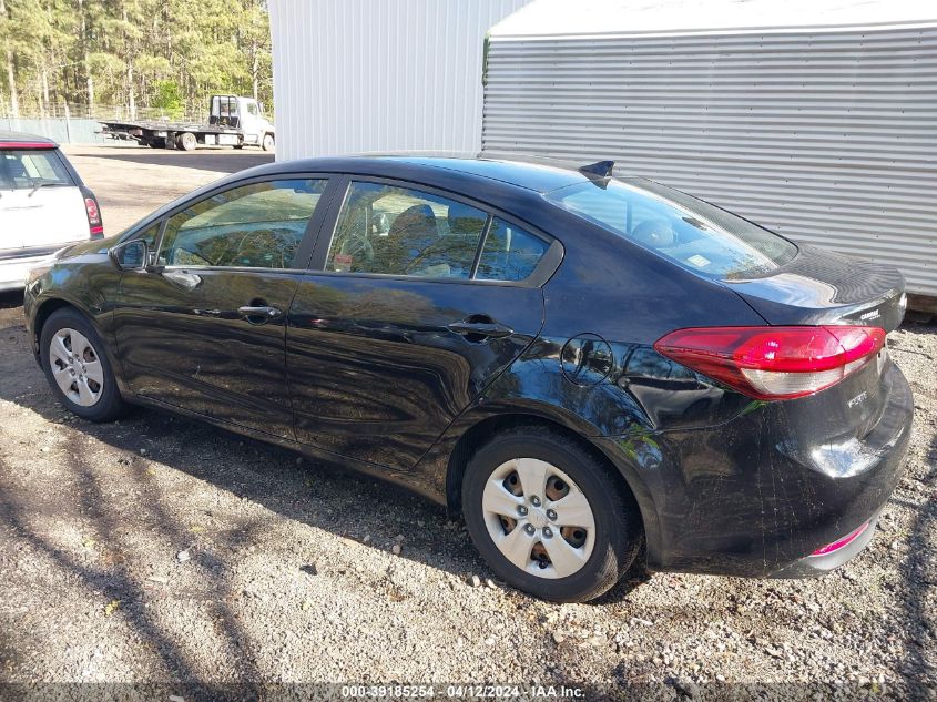 3KPFK4A76JE183209 | 2018 KIA FORTE