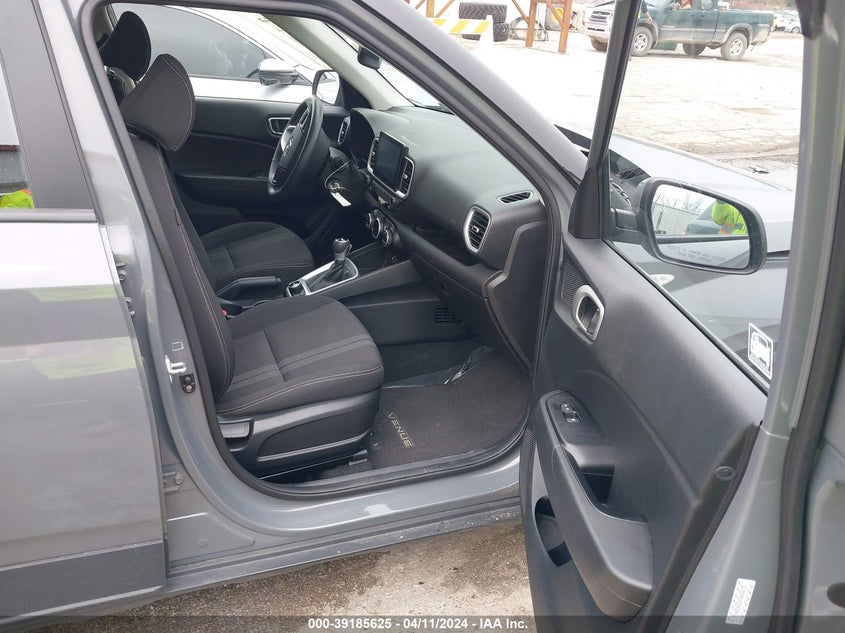 2021 Hyundai Venue Sel VIN: KMHRC8A35MU064678 Lot: 39185625