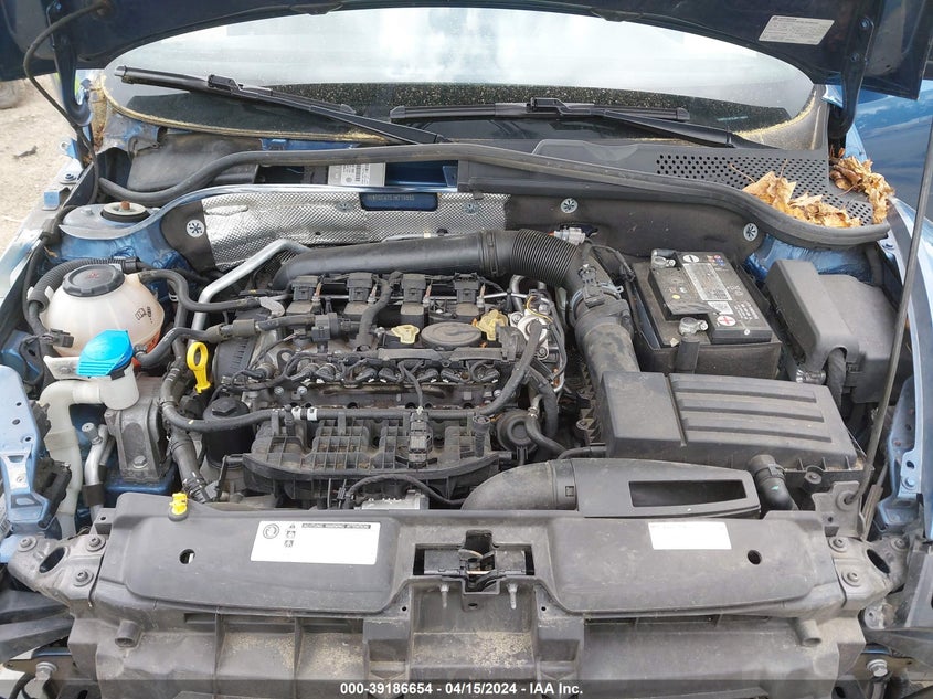 2018 VOLKSWAGEN BEETLE 2.0T COAST/2.0T S - 3VWFD7AT5JM719885