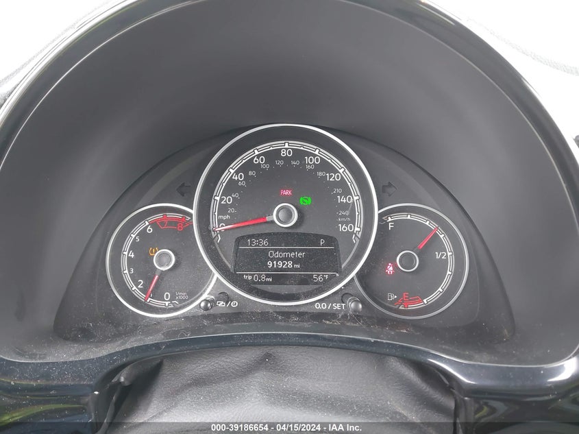 2018 VOLKSWAGEN BEETLE 2.0T COAST/2.0T S - 3VWFD7AT5JM719885