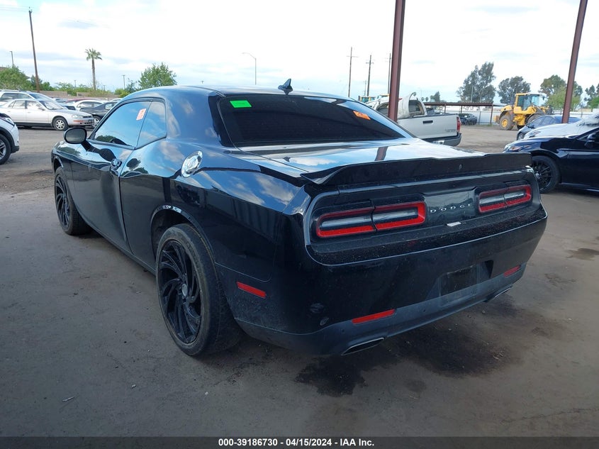 VIN 2C3CDZAG8JH155463 2018 DODGE CHALLENGER SXT PLUS