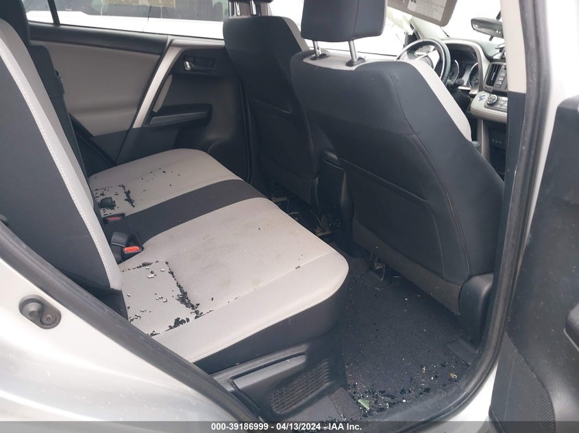 2016 TOYOTA RAV4 HYBRID XLE - JTMRJREV3GD017844