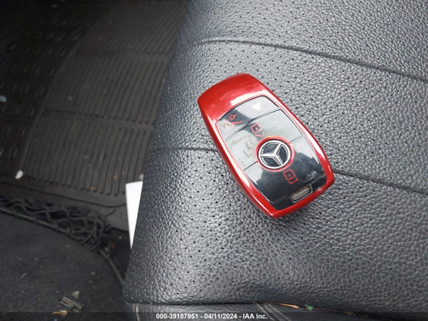 2018 MERCEDES-BENZ E 300 4MATIC - WDDZF4KB6JA481403