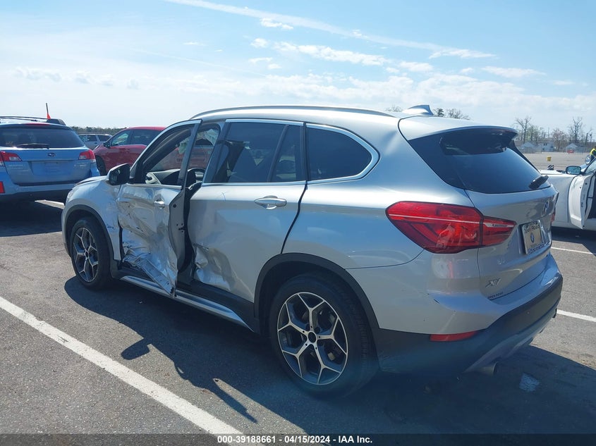 2018 BMW X1 xDrive28I VIN: WBXHT3C35J3H31806 Lot: 39188661