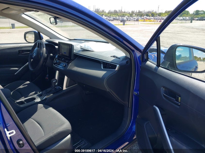 2023 Toyota Corolla Cross Le VIN: 7MUBAAAG6PV037669 Lot: 39189617