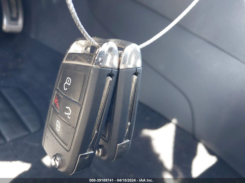 2015 VOLKSWAGEN GOLF GTI 2.0T SE 4-DOOR - 3VW4T7AU5FM052777