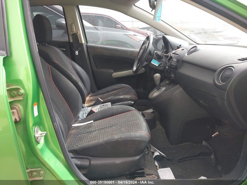 2011 Mazda Mazda2 Touring VIN: JM1DE1HZ1B0130433 Lot: 39190601