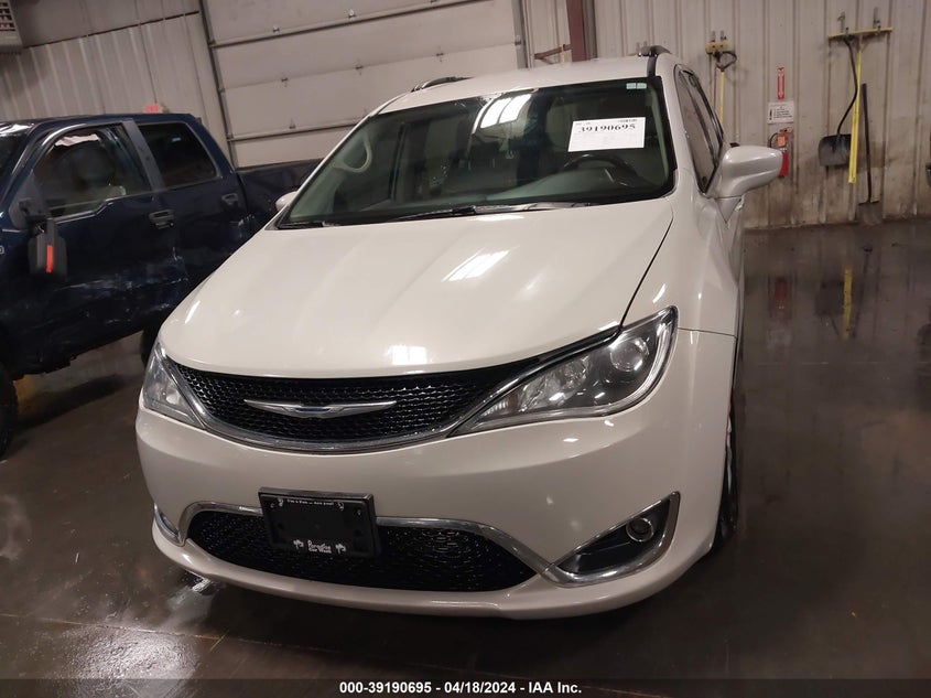 VIN 2C4RC1BG5HR613554 2017 CHRYSLER PACIFICA TOURING-L