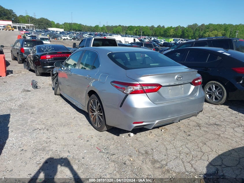 2018 TOYOTA CAMRY L/LE/XLE/SE/XSE - 4T1B11HK3JU630313