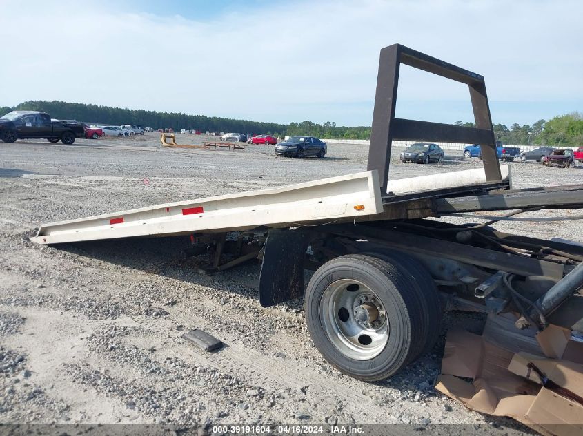 1984 Chevrolet C20 VIN: 1GCGC24W1ES121373 Lot: 40267906