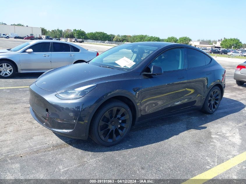 2024 TESLA MODEL Y - 7SAYGDEE8RF037762