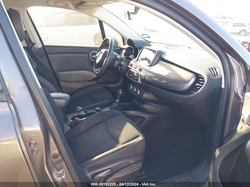 2016 Fiat 500X Easy VIN: ZFBCFYBTXGP373648 Lot: 39192225