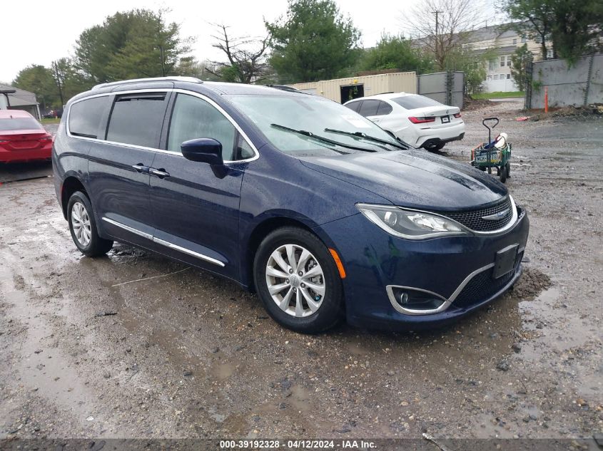 2018 Chrysler Pacifica Touring L VIN: 2C4RC1BG2JR353233 Lot: 39192328