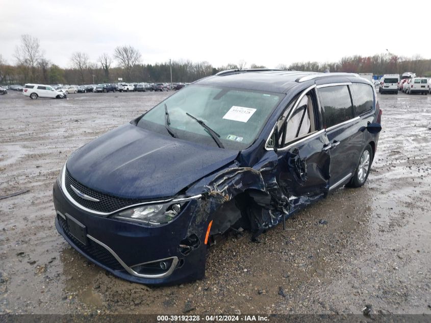 2018 Chrysler Pacifica Touring L VIN: 2C4RC1BG2JR353233 Lot: 39192328