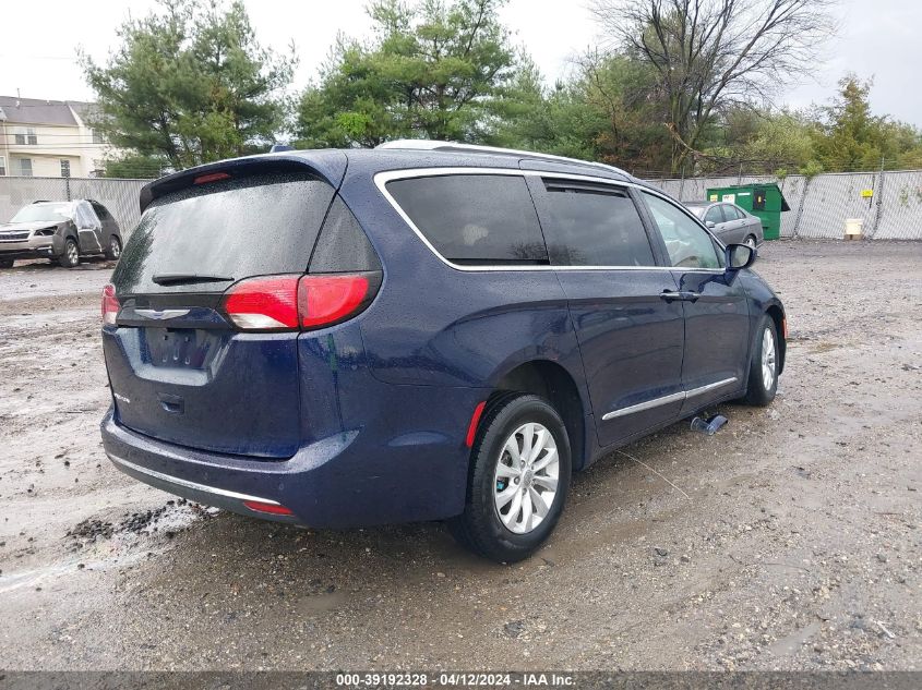 2018 Chrysler Pacifica Touring L VIN: 2C4RC1BG2JR353233 Lot: 39192328