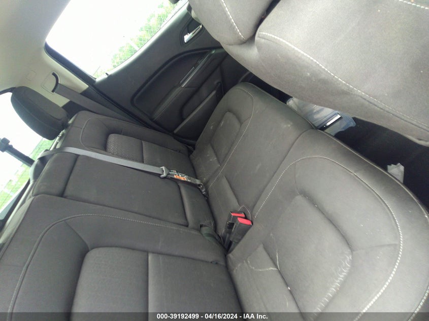 2019 GMC CANYON SLE - 1GTG5CEN1K1323184