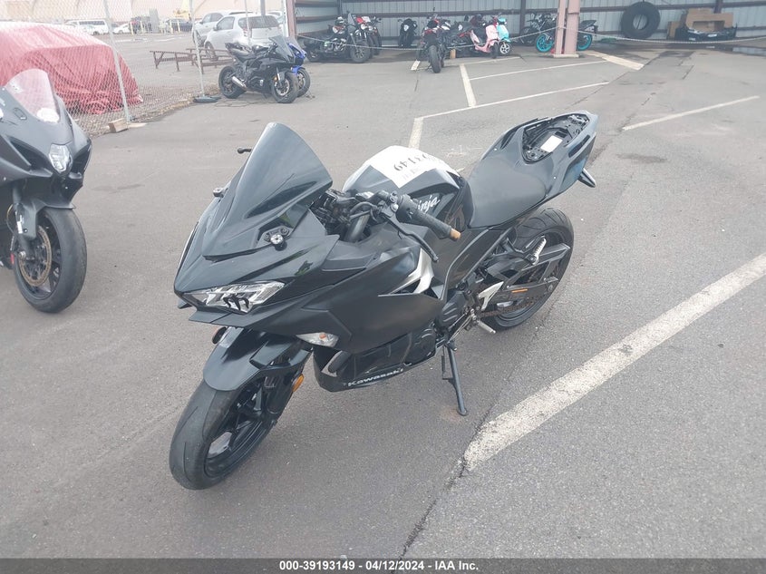 VIN JKAEXKG11KDA36767 2019 KAWASAKI EX400