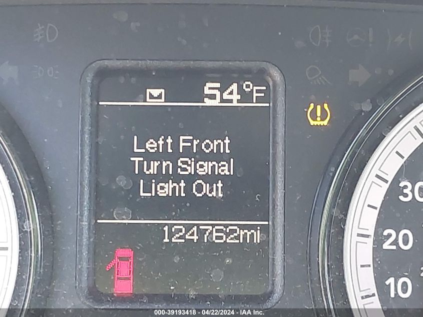 2020 Ram 1500 Classic Tradesman Regular Cab 4X4 8' Box VIN: 3C6JR7DT4LG246662 Lot: 39193418