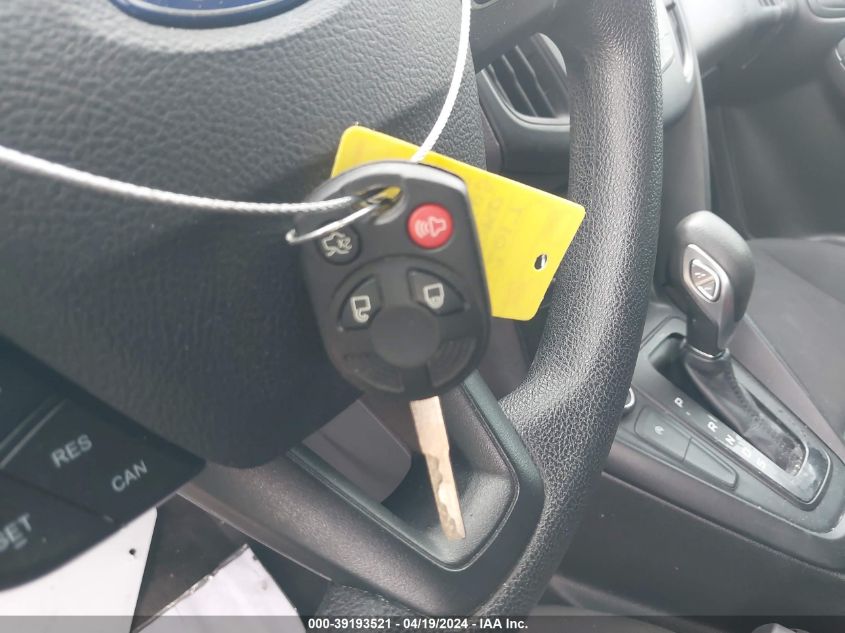 2017 Ford Focus Se VIN: 1FADP3FE1HL265382 Lot: 39193521