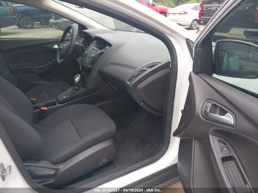 2017 Ford Focus Se VIN: 1FADP3FE1HL265382 Lot: 39193521