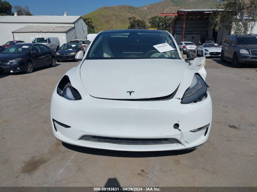 2021 Tesla Model Y Long Range Dual Motor All-Wheel Drive VIN: 5YJYGDEE4MF161677 Lot: 39193631