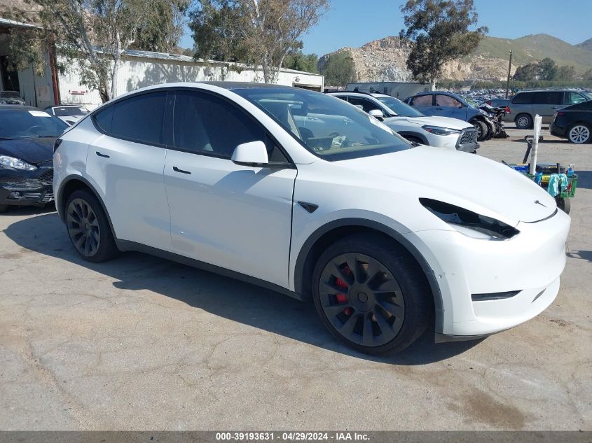 2021 TESLA MODEL Y LONG RANGE DUAL MOTOR ALL-WHEEL DRIVE - 5YJYGDEE4MF161677