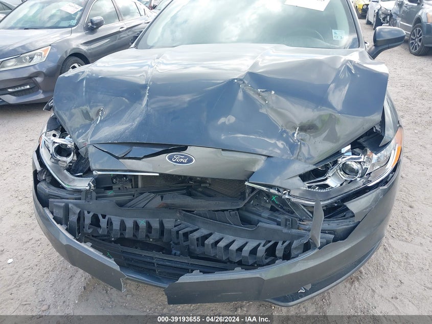 VIN 3FA6P0G7XJR265136 2018 FORD FUSION S