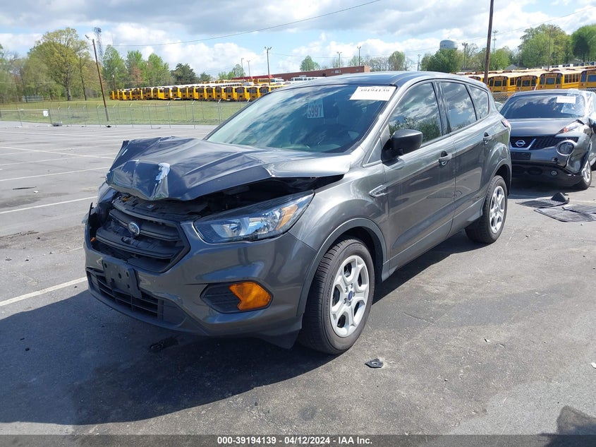 VIN 1FMCU0F79JUD55275 2018 FORD ESCAPE S